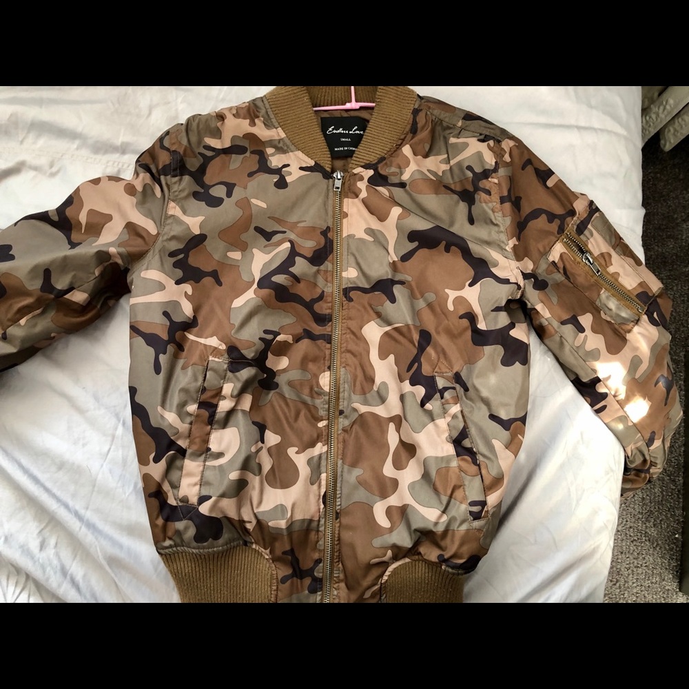 Camouflage bomber jacket